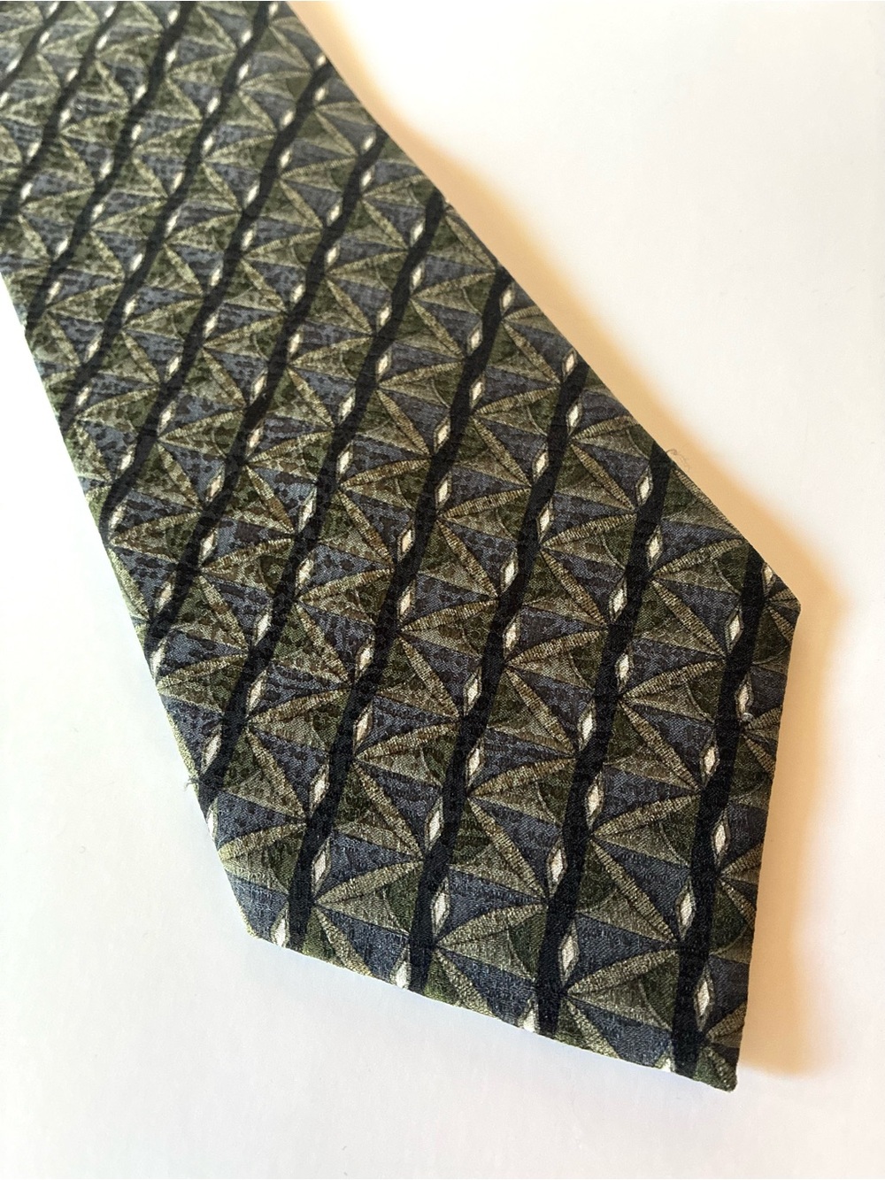 Carlos Devenezia Barcelona 100% Silk Tie Green Black Geometric 60”